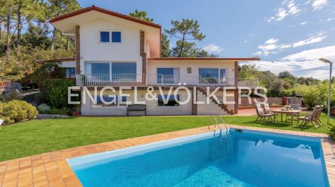 Casa de lujo con vistas espectaculares al mar y piscina en Gorliz, Bild 3