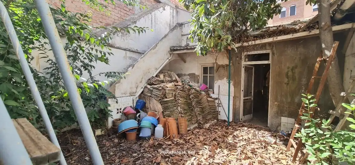 Casa adosada en venta en Maracena