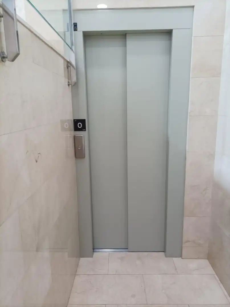 Baño de Piso de alquiler en Córdoba con Aire acondicionado y Balcón