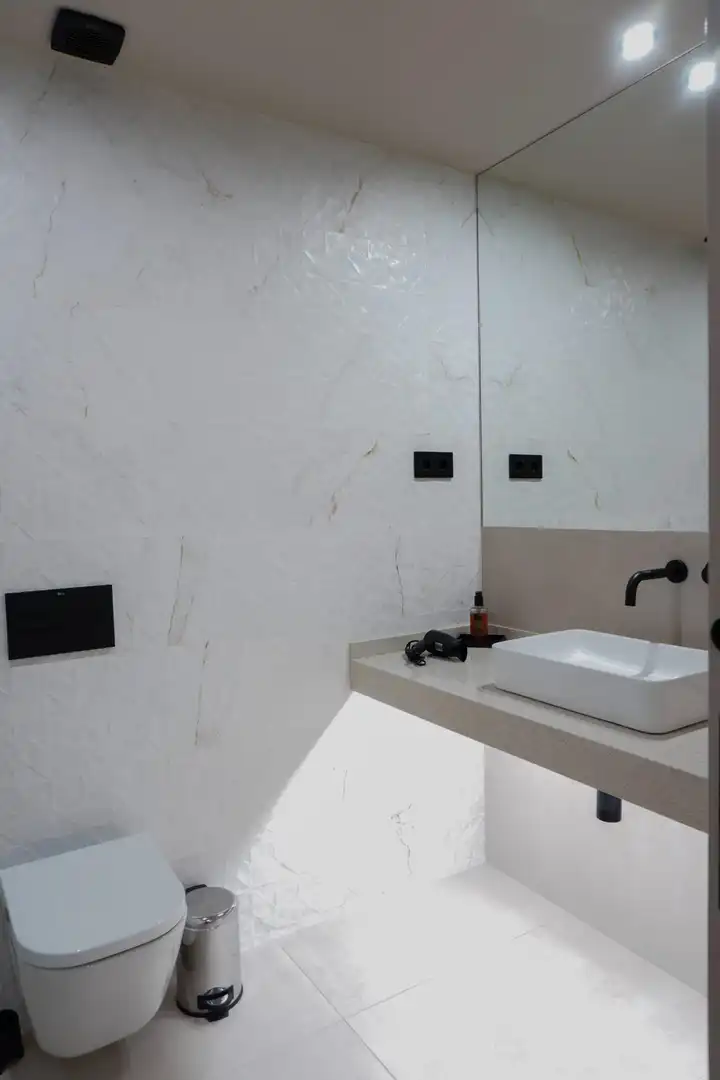 Badezimmer von Wohnung zur Miete in Sant Adrià de Besòs mit Klimaanlage, Heizung und Terrasse