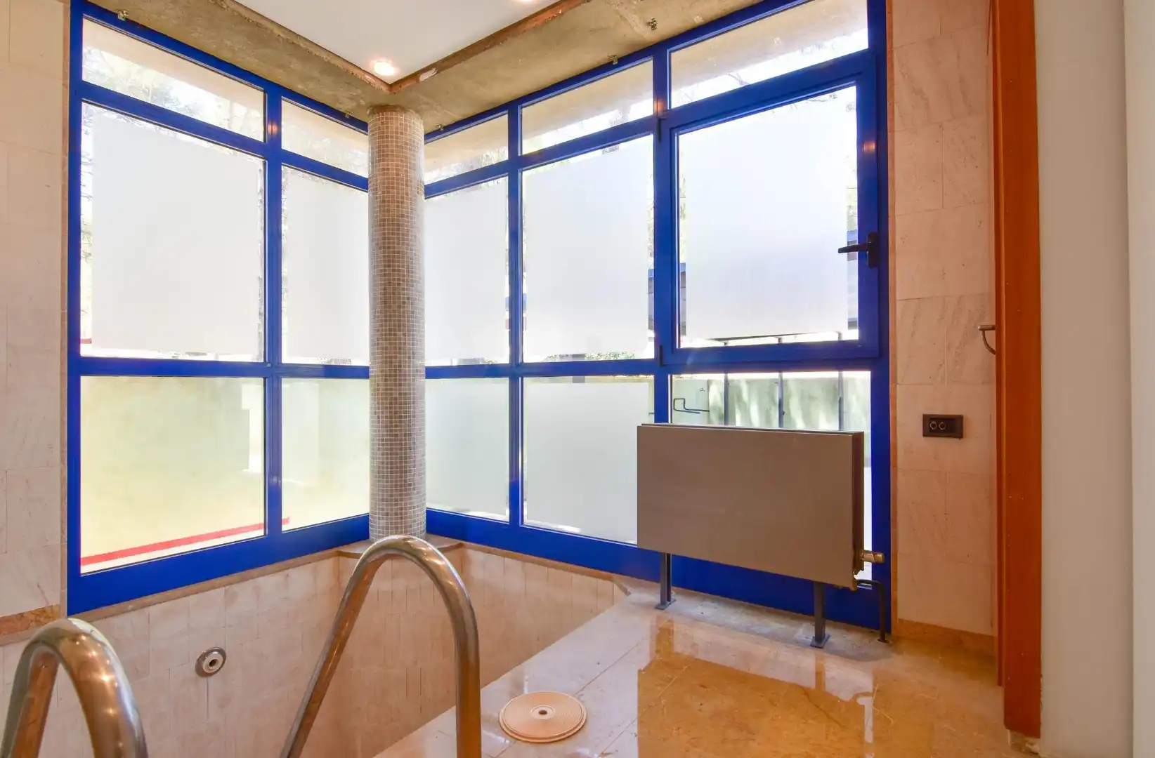 Badezimmer von Haus oder Chalet zum Verkauf in Gilet mit Heizung, Privatgarten und Terrasse
