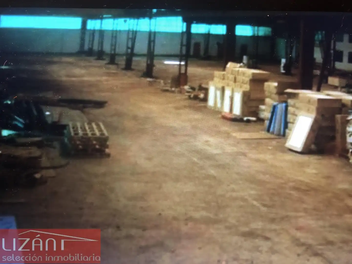 Nave industrial en venta en Riaño - Los Barros, imagen 5