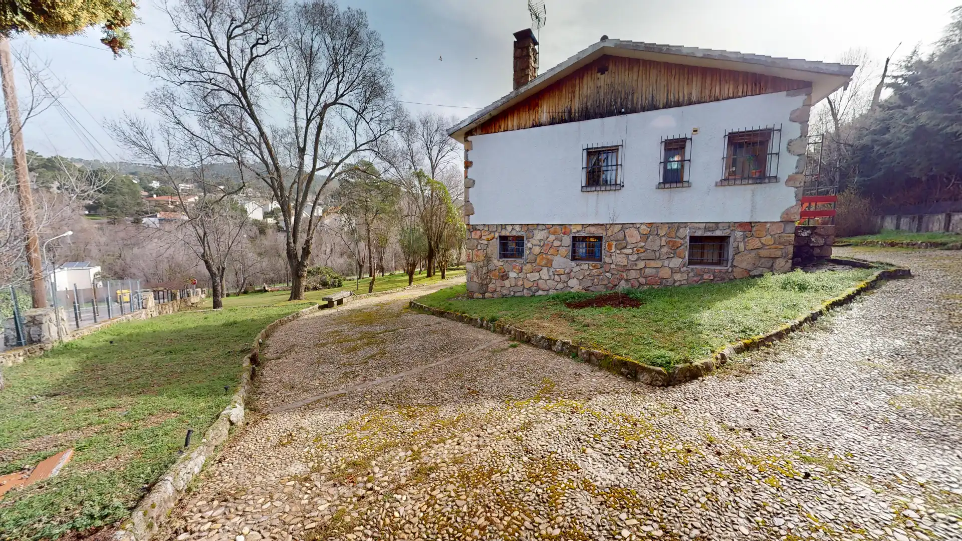 Vista exterior de Casa o chalet en venta en Robledo de Chavela con Calefacción, Jardín privado y Terraza