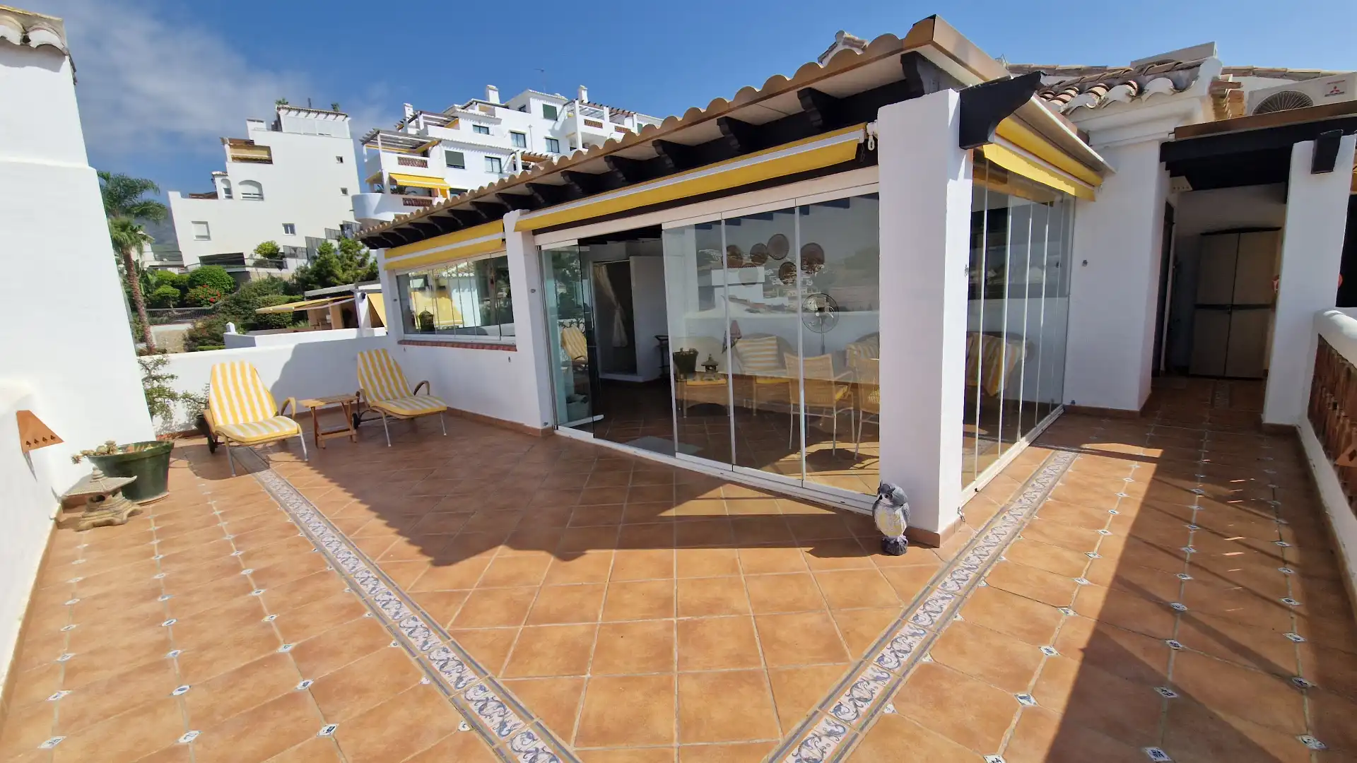 Terrace of Attic for sale in Benalmádena  with Air Conditioner, Heating and Terrace