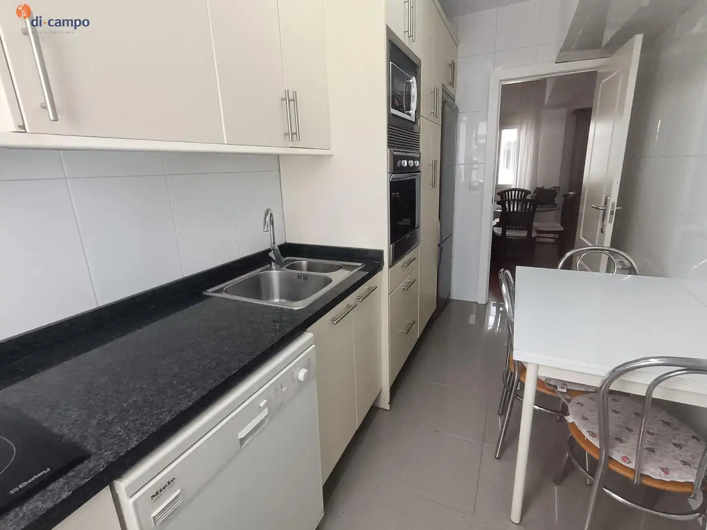 Cocina de Apartamento en venta en Valladolid con Calefacción, Trastero y Amueblado