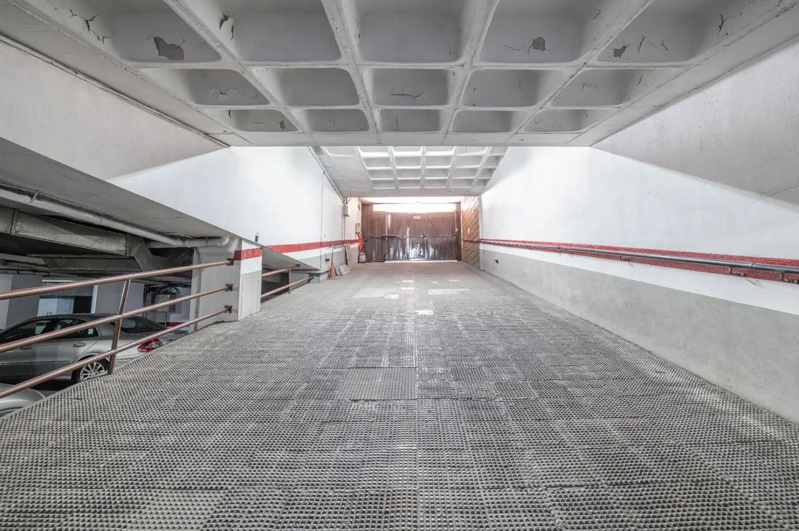 Piso en venta en Granada con Terraza, Trastero y Balcón