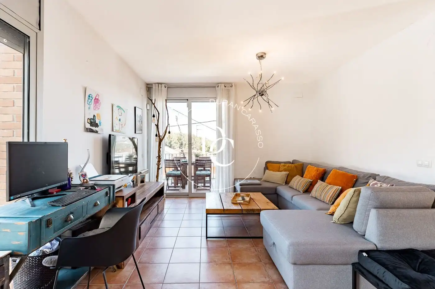 Sala de estar de Casa o chalet en venta en Canyelles con Aire acondicionado, Calefacción y Jardín privado