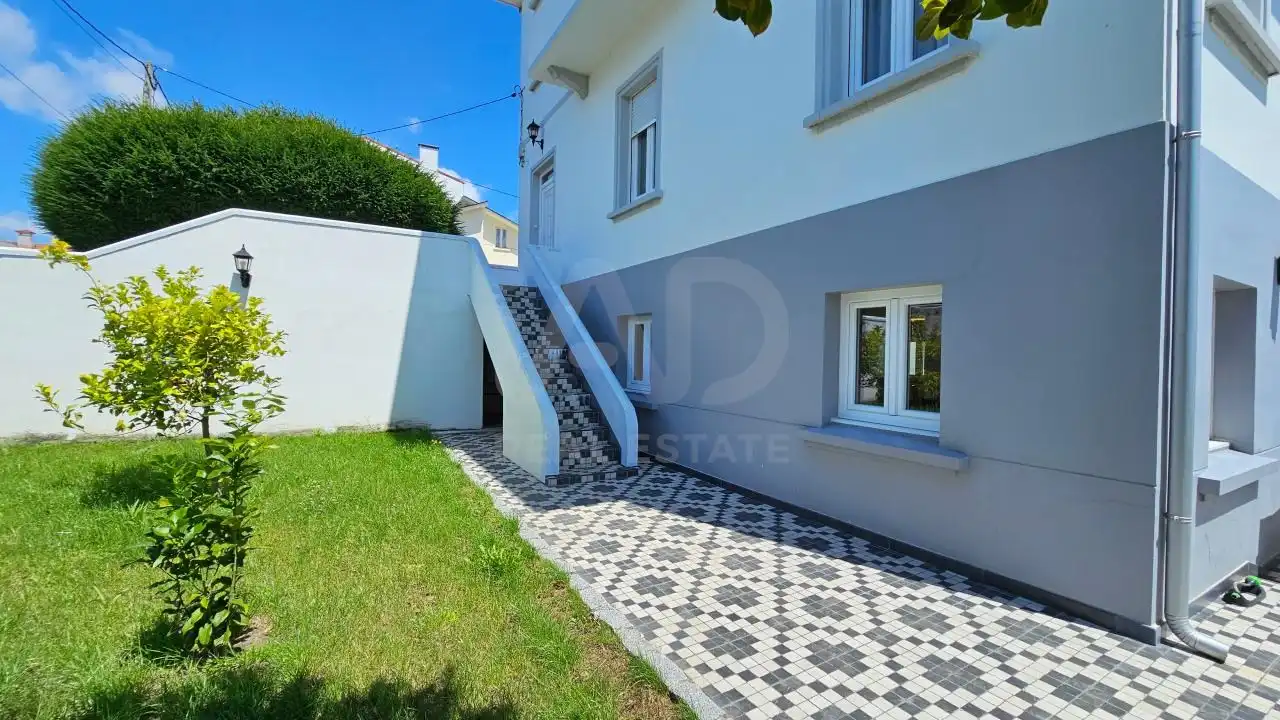 Vista exterior de Casa o chalet en venta en Neda con Calefacción y Piscina