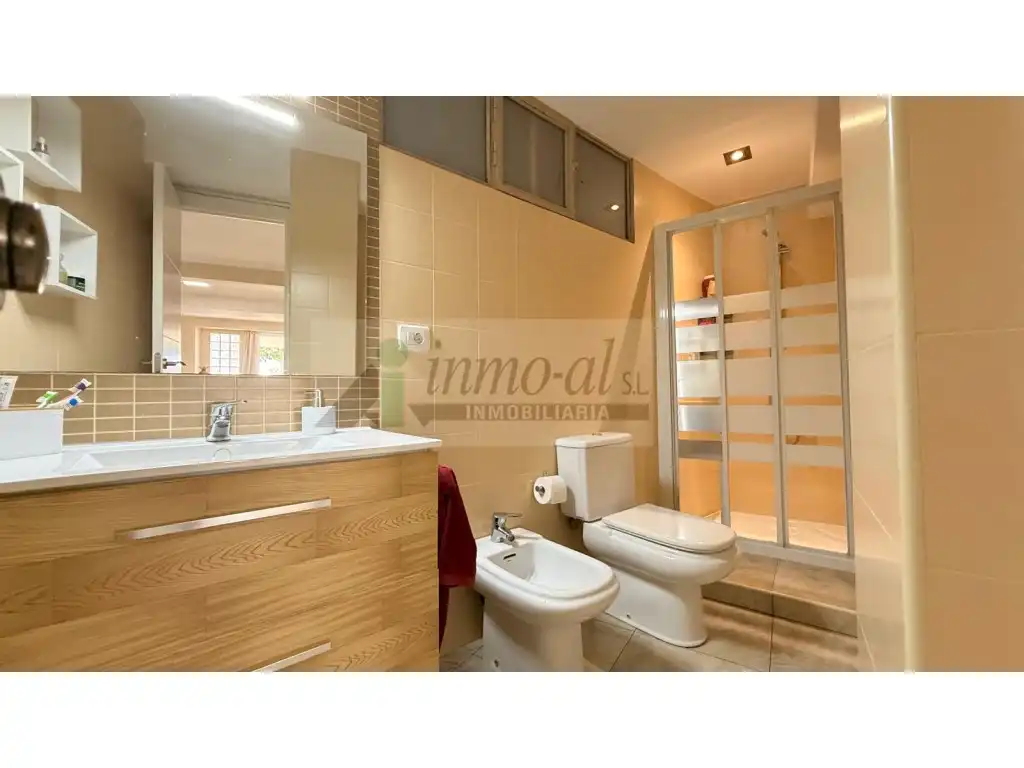 Badezimmer von Wohnungen zum Verkauf in Almazora / Almassora