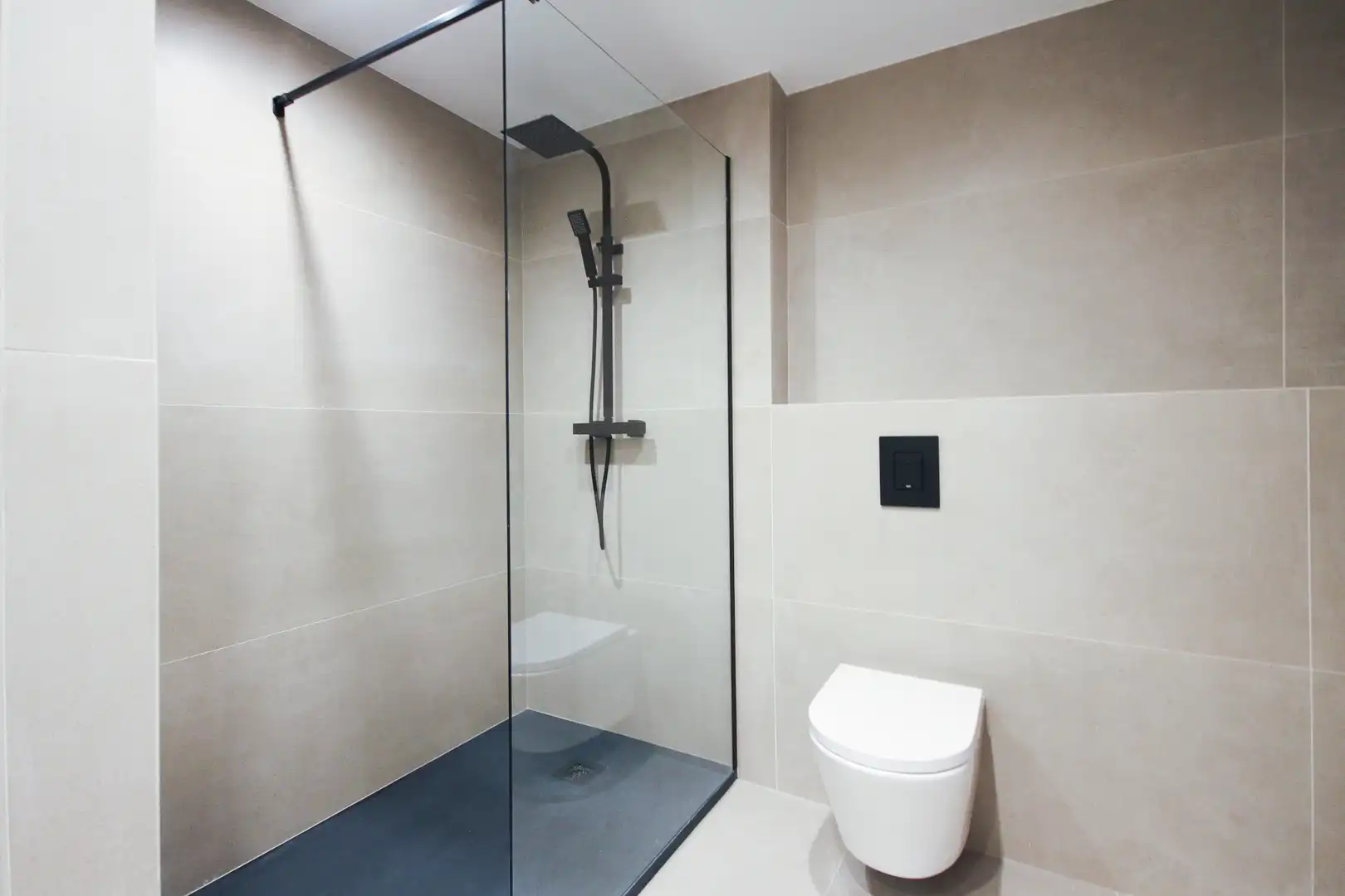 Badezimmer von Wohnung zum Verkauf in Manresa mit Klimaanlage, Heizung und Parkett