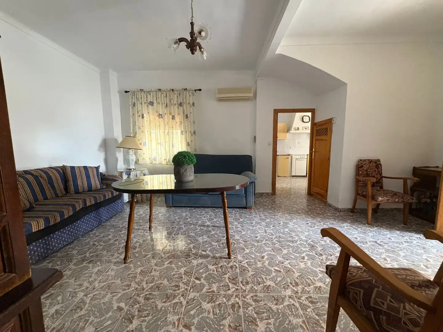 Sala de estar de Casa adosada en venta en Pozo Alcón con Amueblado