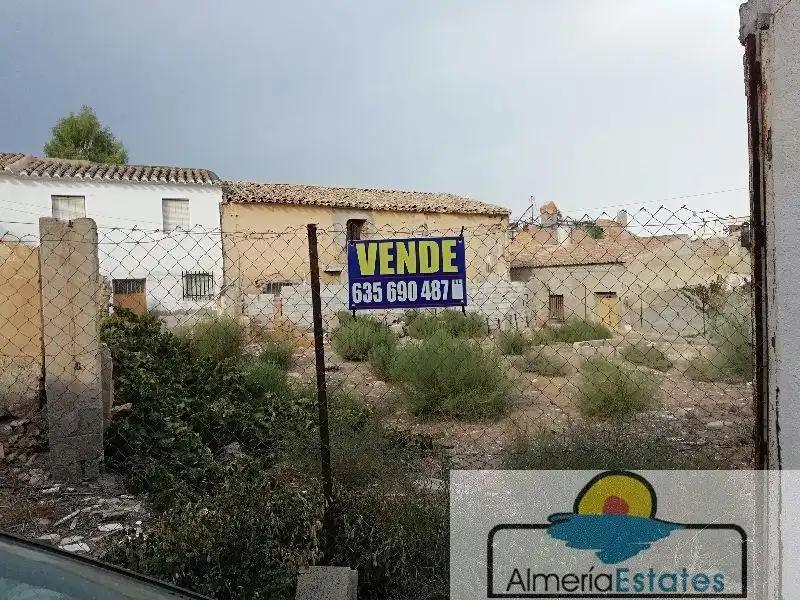 Terrenys i solars en venda a Albox