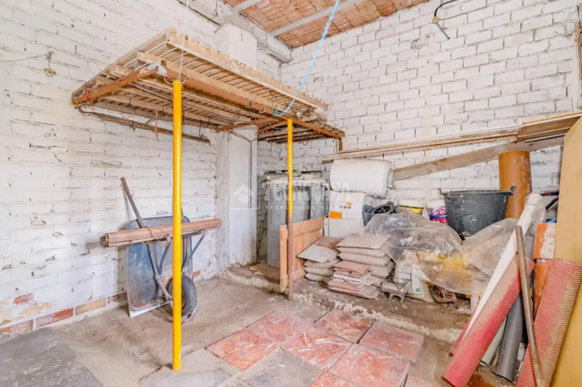 Casa adosada en venta en Alhendín
