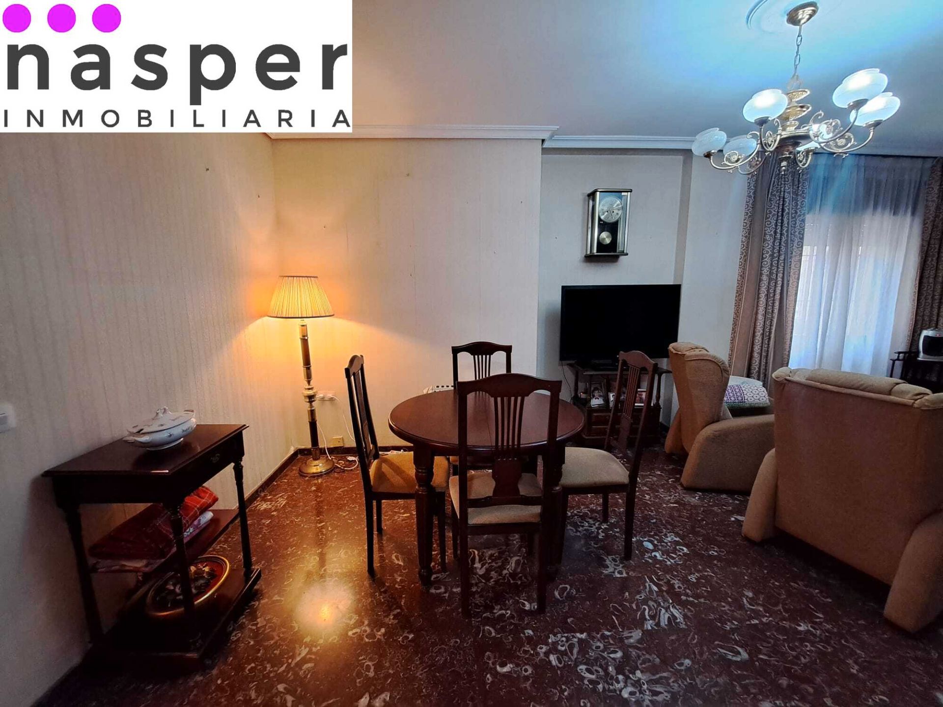 Vista exterior de Pis en venda en  Sevilla Capital