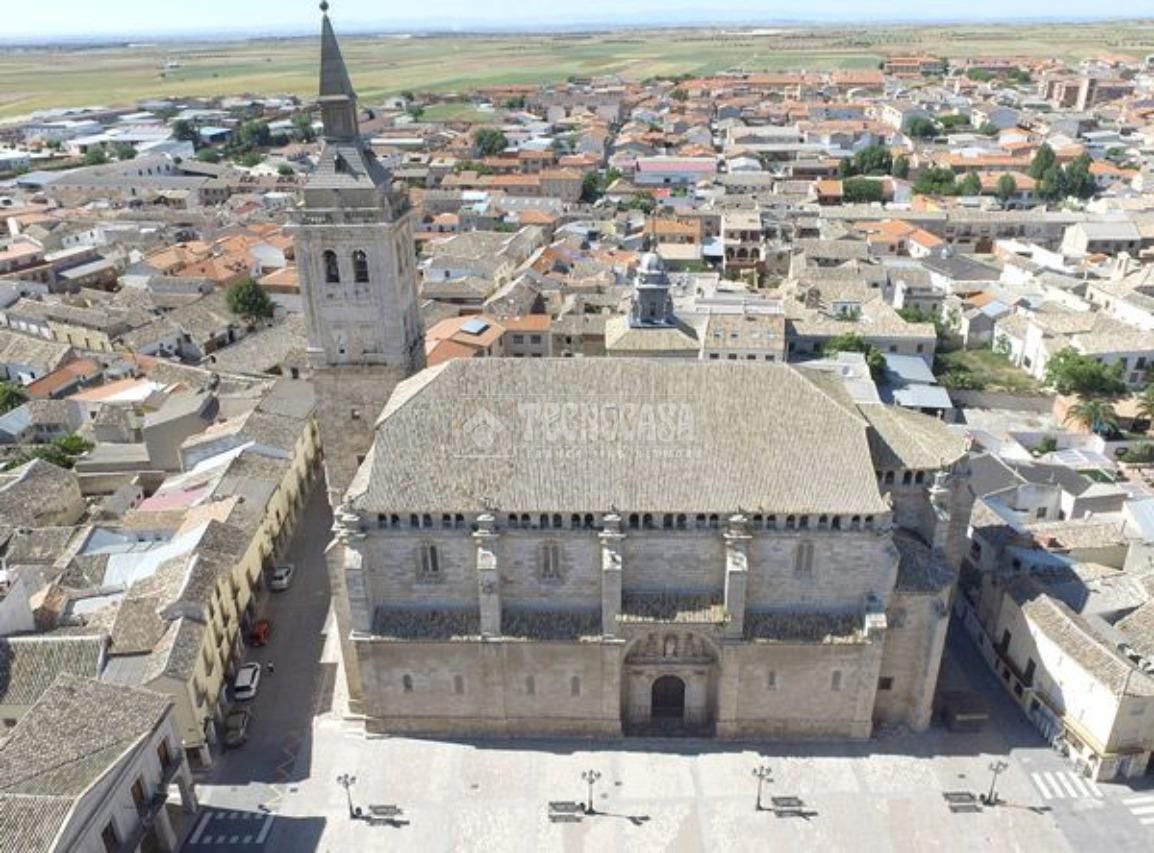 Vista exterior de Casa adosada en venda en Yepes