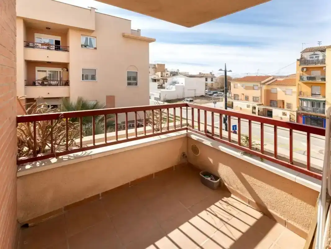 Terrasse von Wohnung zur Miete in Granada mit Klimaanlage, Schwimmbad und Möbliert