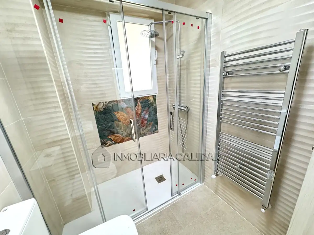 Baño de Piso en venta en Burgos con Calefacción