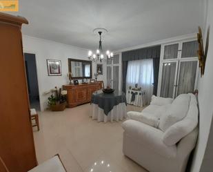 Sala d'estar de Pis en venda en  Cádiz Capital