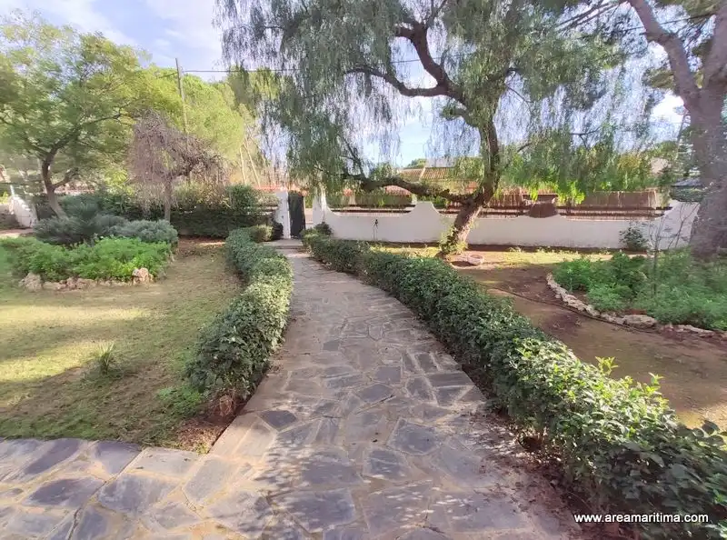 Houses for rent in Calle Murcia, Serra