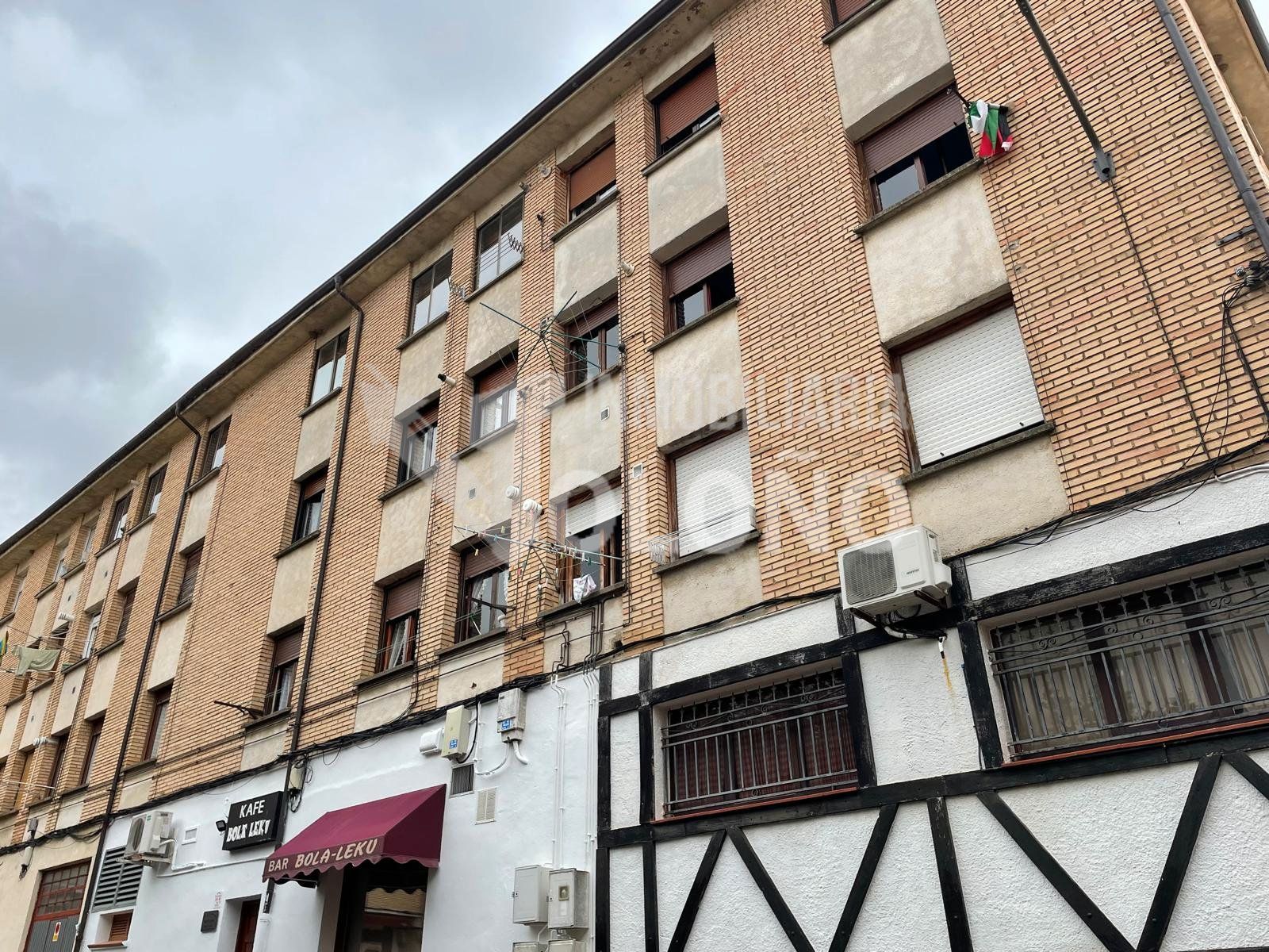 Vista exterior de Pis en venda en Labastida / Bastida amb Calefacció i Terrassa