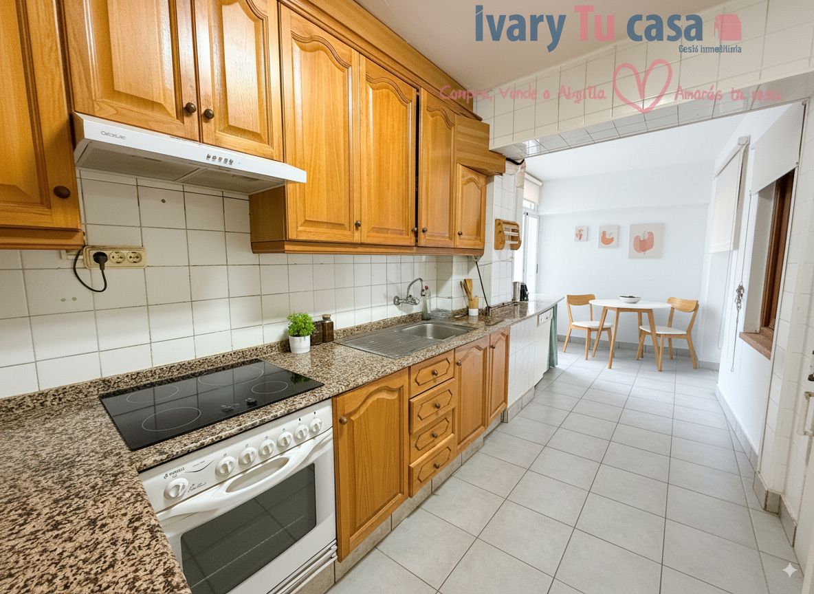 Kitchen of Flat for sale in Castellón de la Plana / Castelló de la Plana  with Air Conditioner, Terrace and Balcony