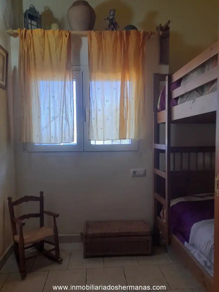 Schlafzimmer von Country house zum Verkauf in L'Ampolla