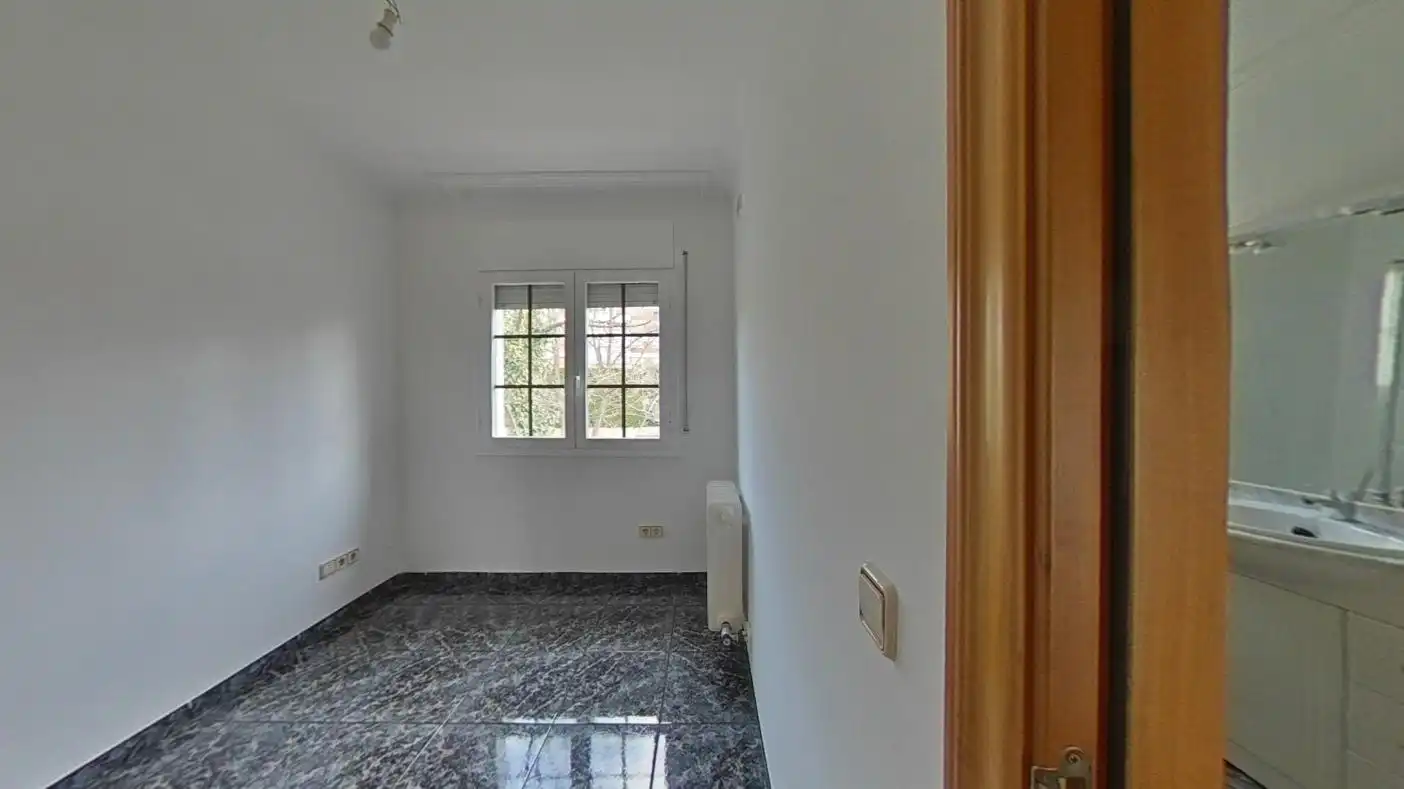 Casa pareada con piscina en venta en Ronda Fort Roig, imagen 16