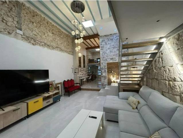 Casa-chalet en Alquiler en Mercado