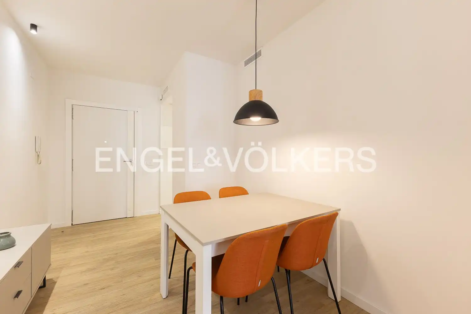 Dining room of Flat for rent in Valencia  with Air Conditioner, Heating and Terrace