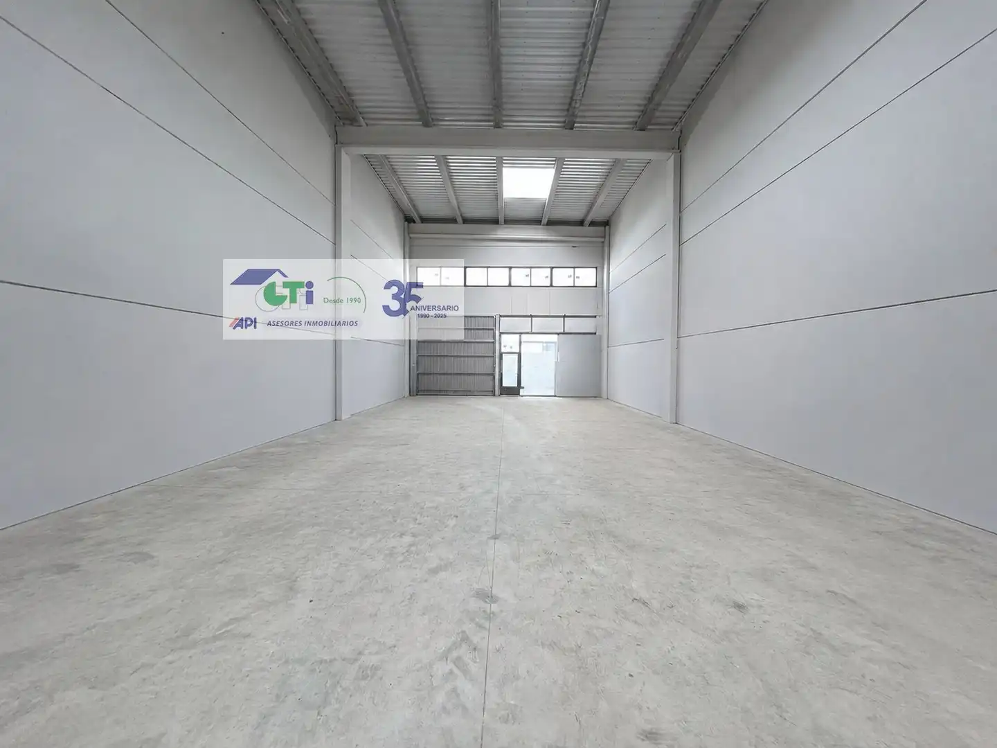 Industrial building for sale in CALLE SALVIA, imagen 2