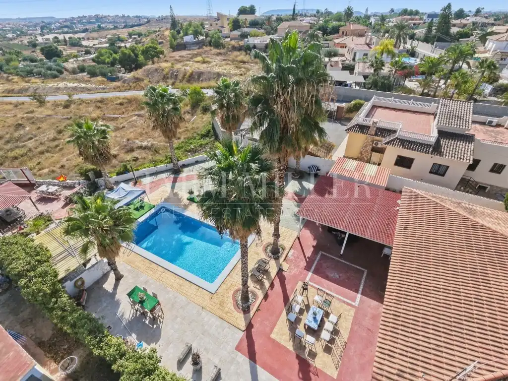 Exterior view of Houses for sale in La Huerta  