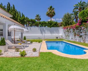 Jardí de Casa o xalet en venda en Mijas amb Aire condicionat, Terrassa i Piscina