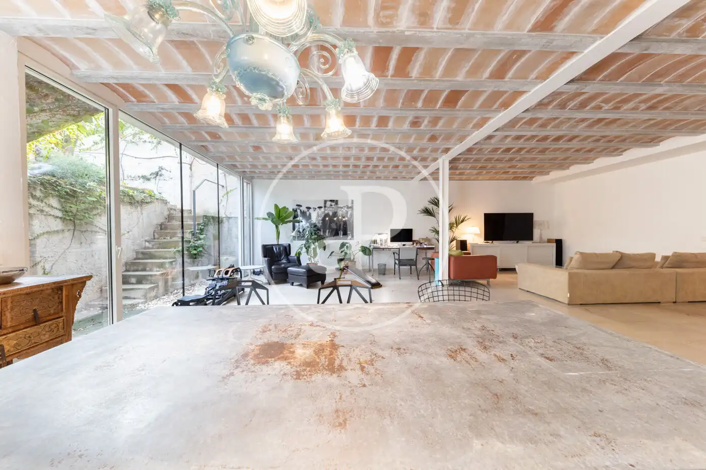 Einfamilien-Reihenhaus zum Verkauf in  Palma de Mallorca mit Klimaanlage, Heizung und Privatgarten