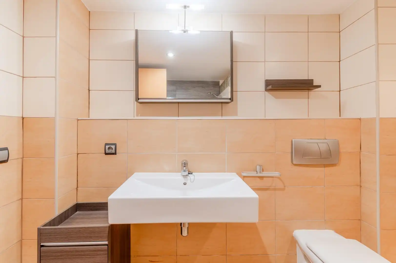 Bany de Pis en venda en Cassà de la Selva amb Aire condicionat, Calefacció i Terrassa