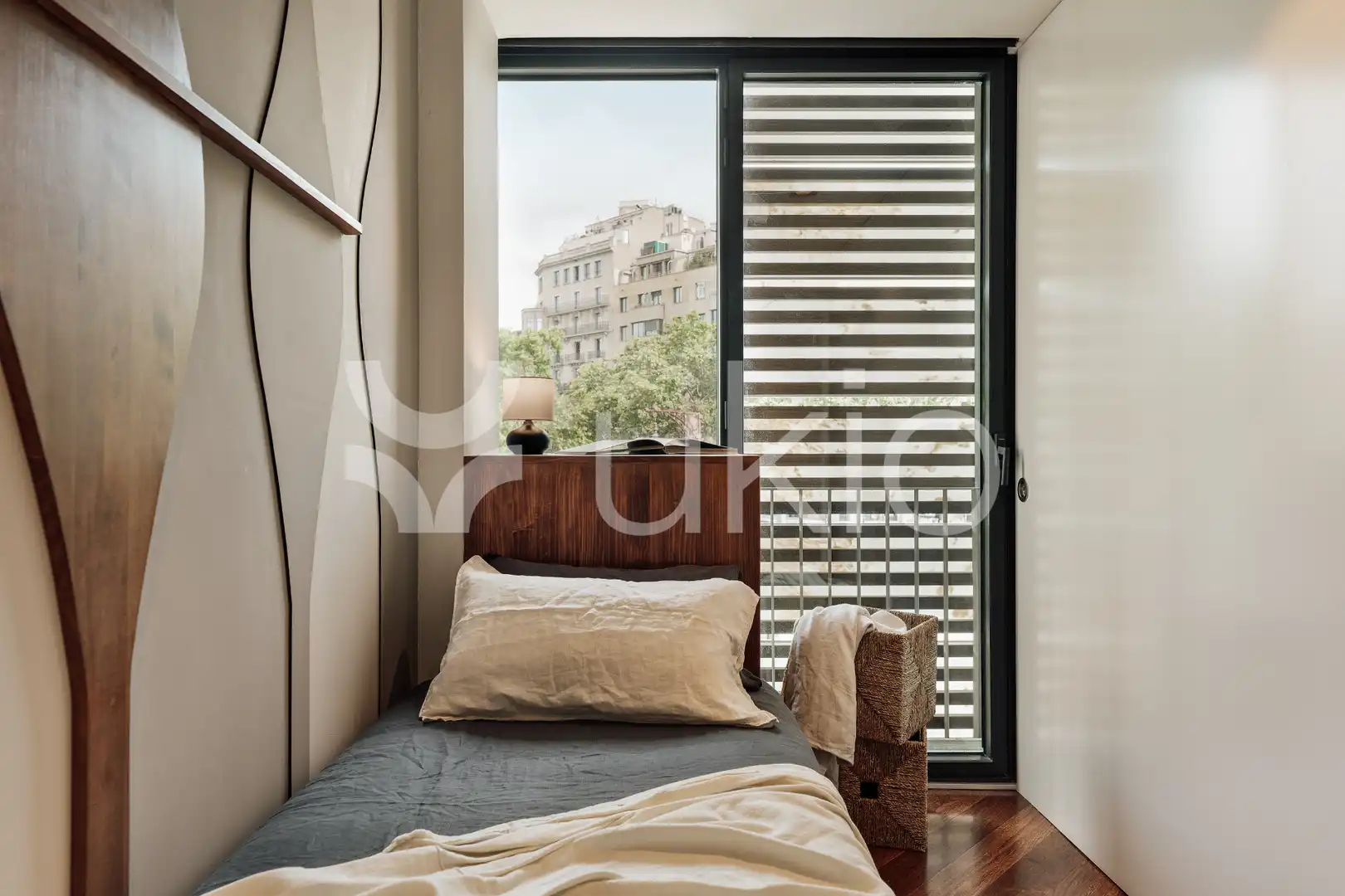 Habitación de Apartamento de alquiler en Barcelona con Aire acondicionado, Calefacción y Amueblado