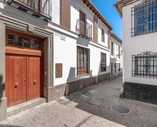 Exterior view of Flat for sale in  Granada Capital