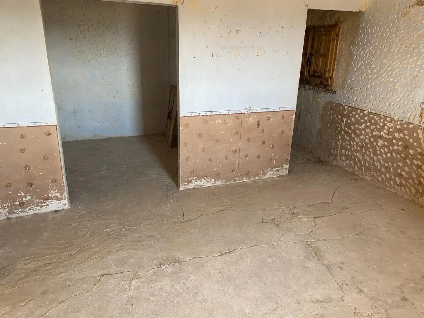 Country homes for sale in Bañón