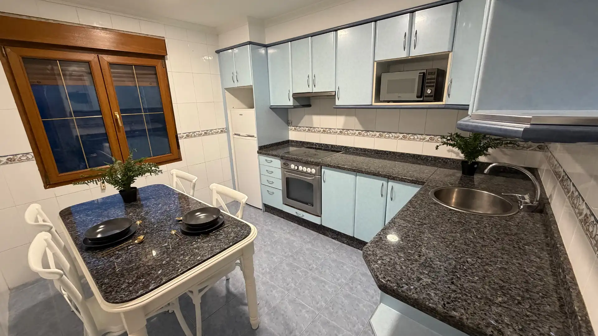 Küche von Haus oder Chalet zur Miete in Gijón  mit Heizung, Privatgarten und Möbliert