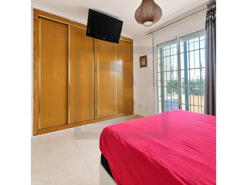 Terraced house with terrace for sale in Calle San Marcelo, imagen 8