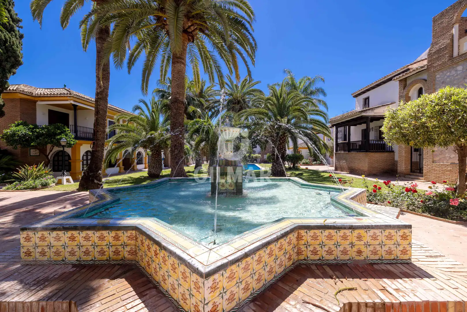 Exterior view of Flat for sale in Fuengirola  with Heating, Private garden and Swimming Pool