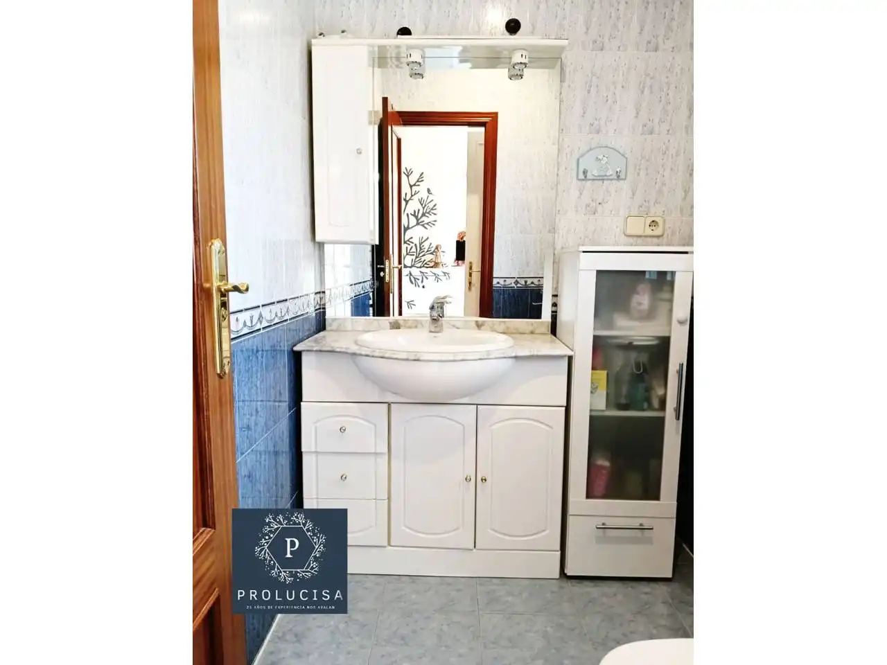Baño de Casa o chalet en venta en Serranillos del Valle con Calefacción, Terraza y Piscina