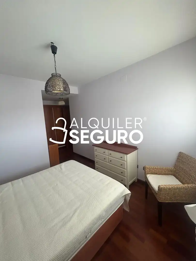 Flat with pool to rent in Catedratica Asun. Linares, imagen 13