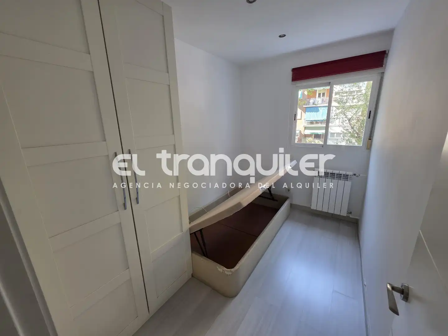 Bedroom of Flat for rent in Madrid  with Air Conditioner, Furnished and Washing machine