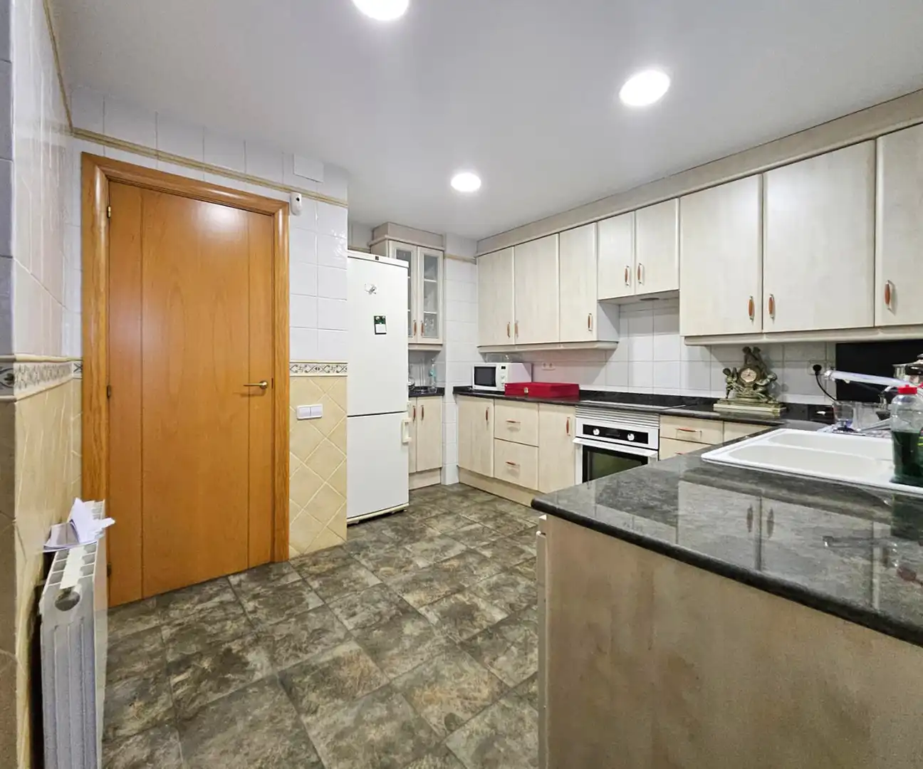 Detached homes for rent in Carrer de Güell i Ferrer, Progrés - Pep Ventura