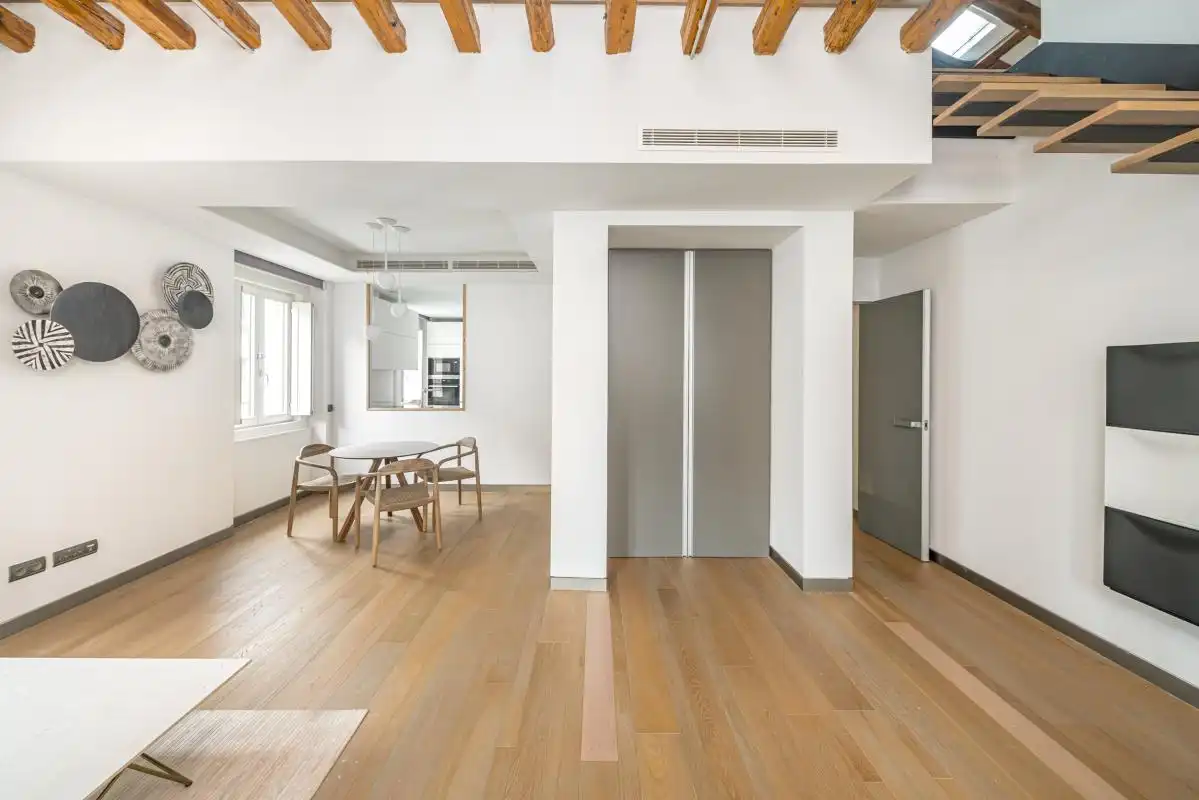 Dúplex en venta en Madrid con Aire acondicionado, Calefacción y Trastero