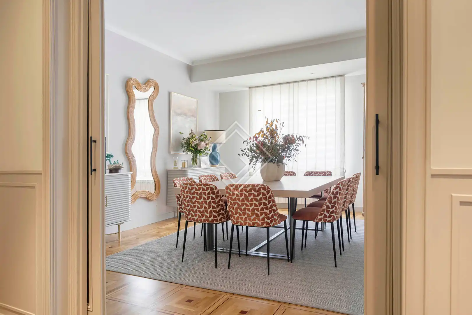 Flat with pool for sale in Chamartín, imagen 2