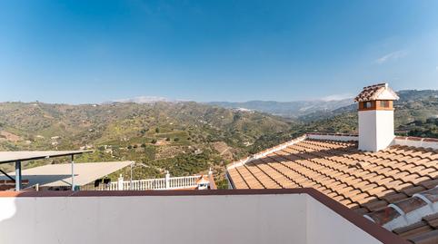 Foto 3 de Casa adosada en venta en Calle Campillos, 8, Sayalonga, Málaga