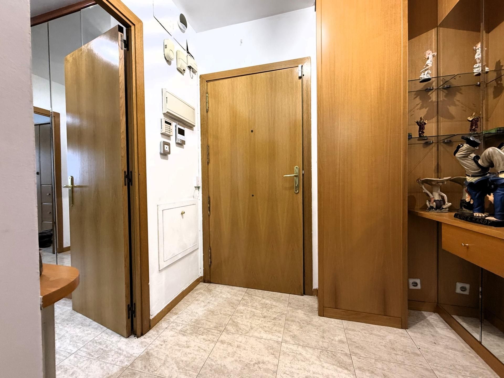 Flat for sale in Sabadell  with Air Conditioner, Heating and Terrace