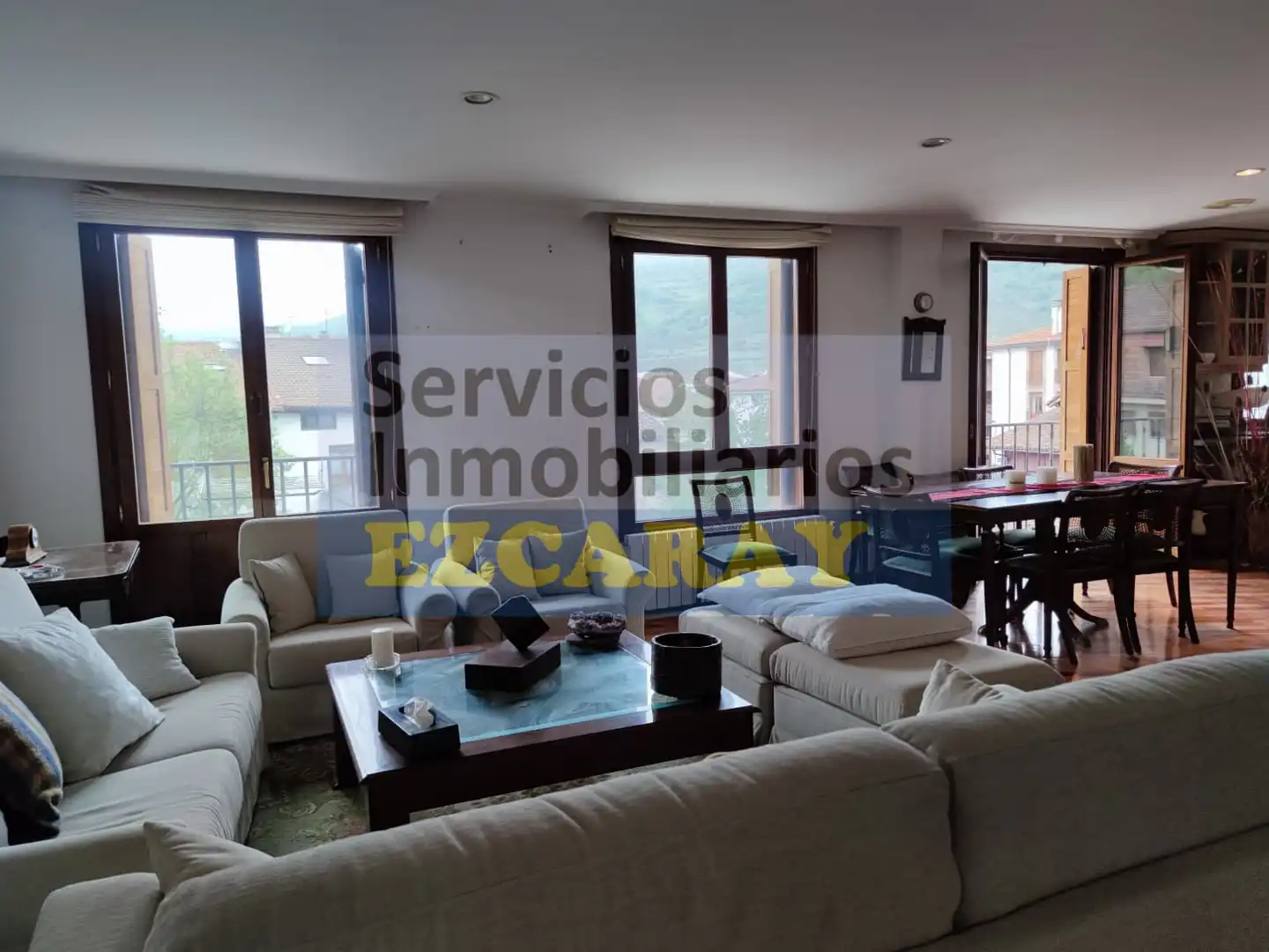 Sala de estar de Apartamento en venta en Ezcaray con Calefacción, Terraza y Trastero