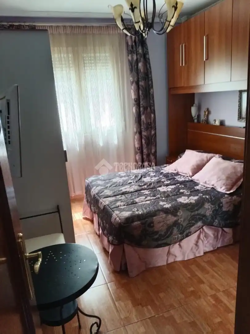 Bedroom of Flat for sale in Baeza  with Air Conditioner